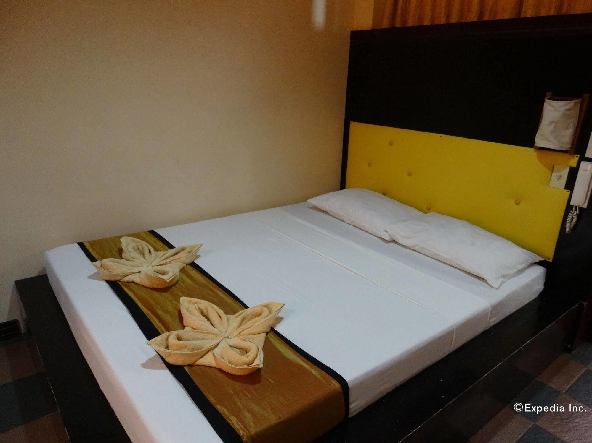 Corazon Tourist Inn Puerto Princesa Dış mekan fotoğraf